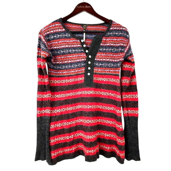 Free People Womens Sz M Sweater Red Gray Fair Isle Wool Blend Button Up Tunic E1 - Picture 1 of 12